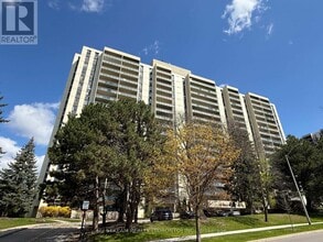 Building Photo - 260 Seneca Hill Dr