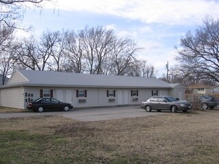 Primary Photo - 728 W 11th St
