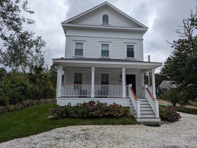 Building Photo - 321 Barlows Landing Rd