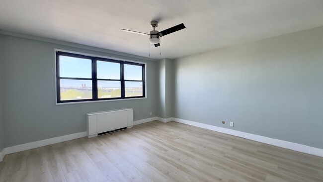 Building Photo - 1225 John F. Kennedy Blvd