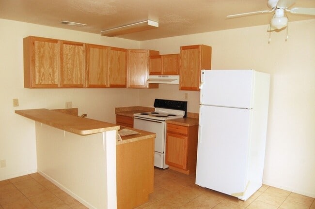 Floorplan - Woodside Gardens Apartments