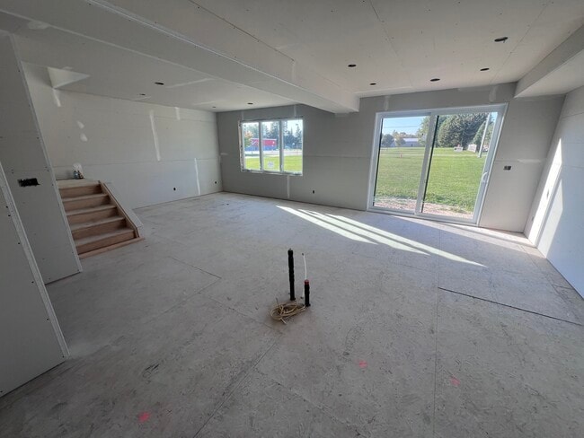 Open kitchen/ living area - 85118 Ethel Line