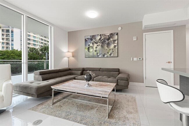 Building Photo - 1080 Brickell Ave