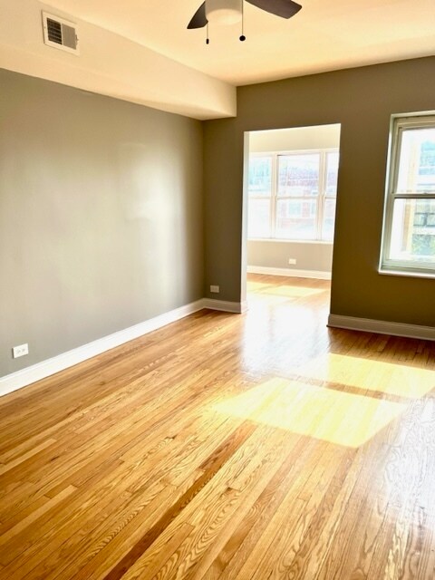 Foto del edificio - 3336 W Potomac Ave