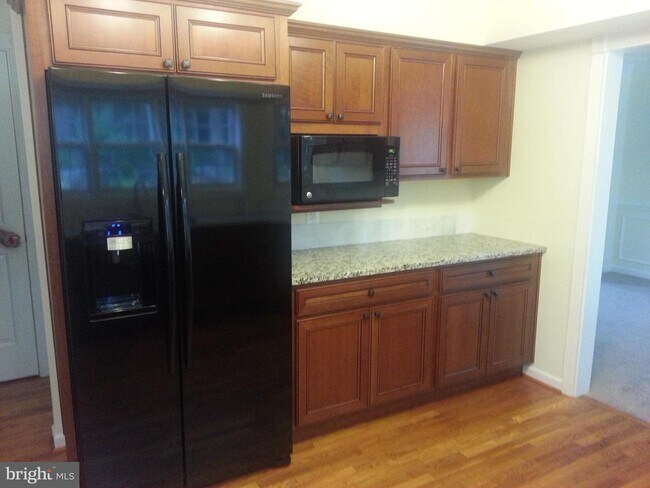 Foto del edificio - 47 Live Oak Ln