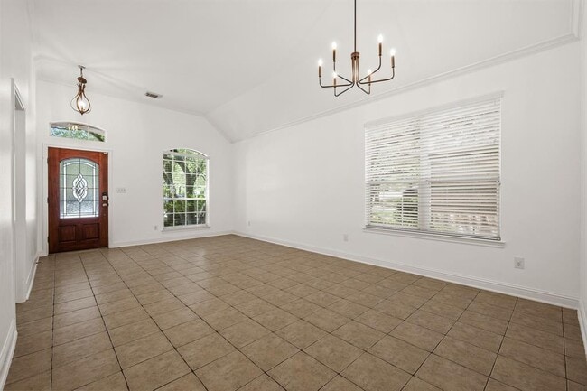 Building Photo - 1309 Horseback Hollow