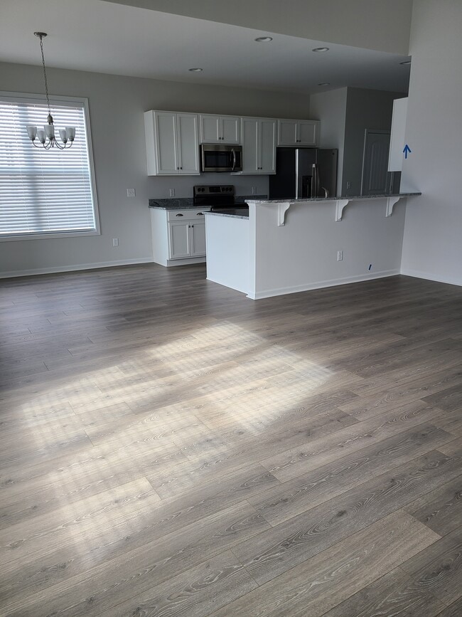 Building Photo - 4113 Pegasus Pkwy