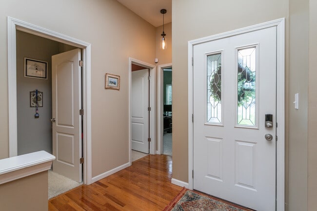 Building Photo - 613 Adens Woods Ct