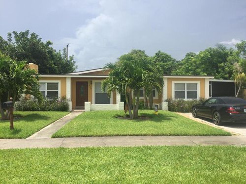 Foto principal - 910 W Drew St