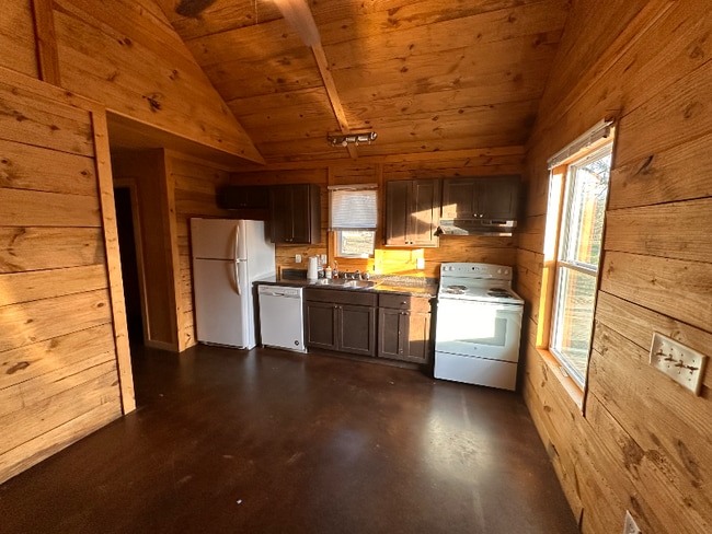 Photo - 57 Lee Road 735 House