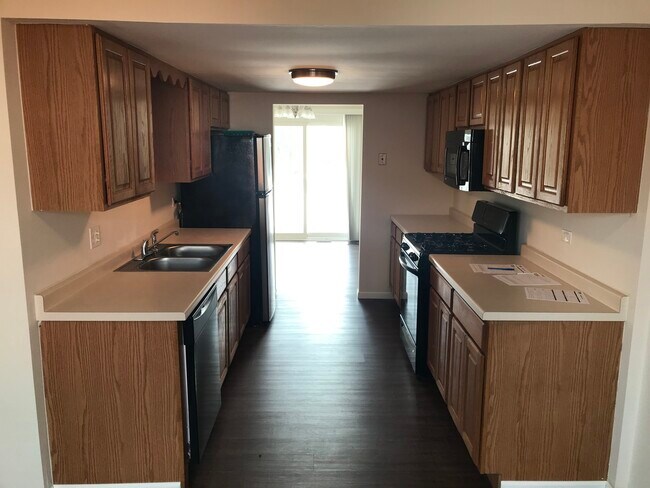 Foto del edificio - 517 Sundance Dr