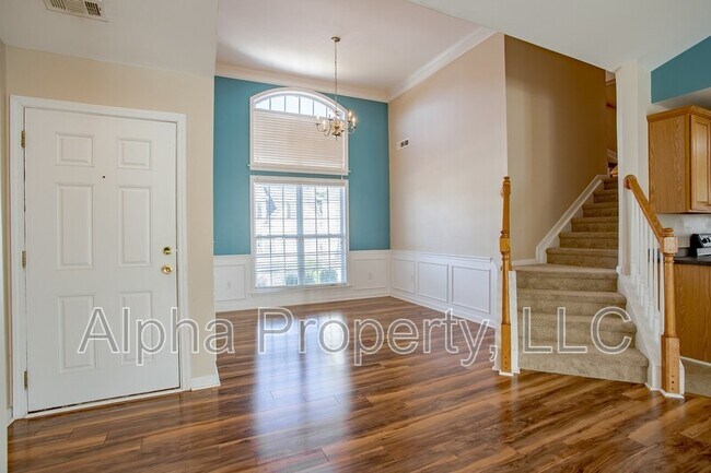 Building Photo - 112 Crown Empire Ct