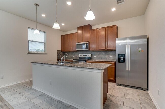 Foto del edificio - 2471 Sunrise Rd