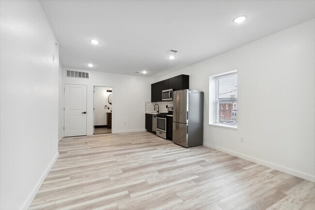 Foto del edificio - 6161 Walnut Street, Unit 2A