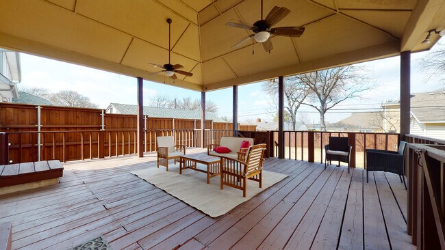 Building Photo - 2533 Alco Ave