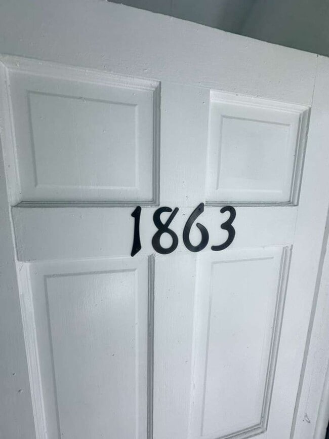 Building Photo - 1863 W 29th St