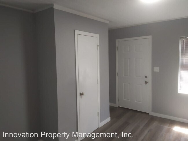 Building Photo - Studio, 1 bath Apartment - PIO-1313 39th S...