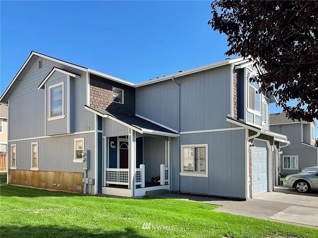 2104 N Yellowstone St, Ellensburg, WA 98926 Townhome Rentals in