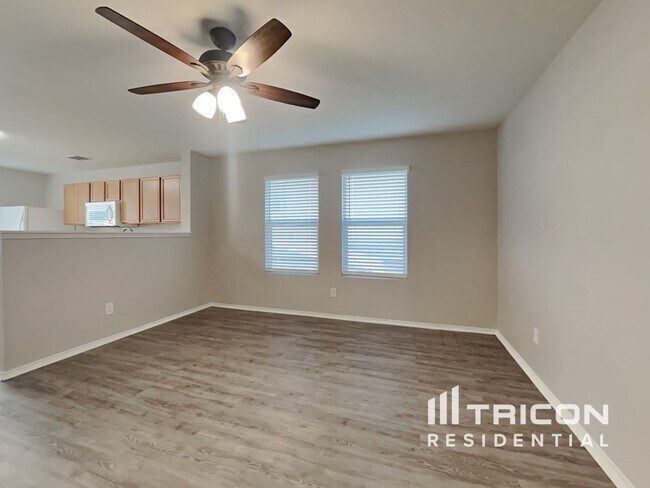 Building Photo - 1125 Mustang Ridge Fort Worth TX