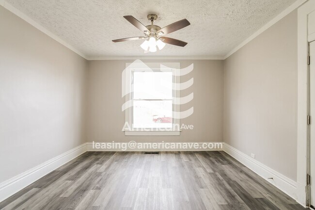 Foto del edificio - 1615 E Fulton St