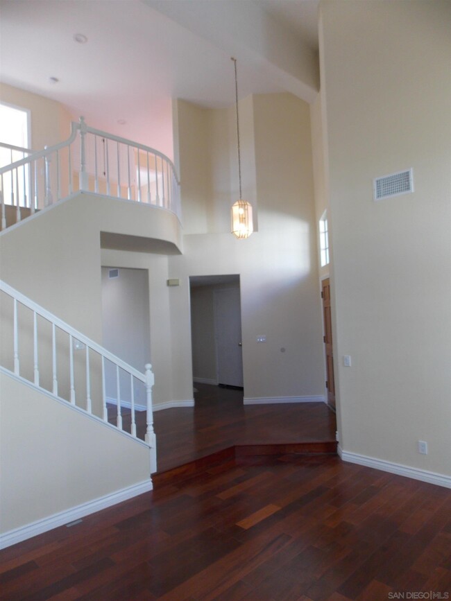 Foto del edificio - 14353 Breezeway Pl