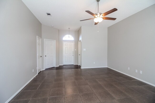 Foto del edificio - 706 Valleycreek Rd