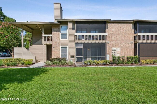 Foto del edificio - Renovated Condo in a Convenient Location!