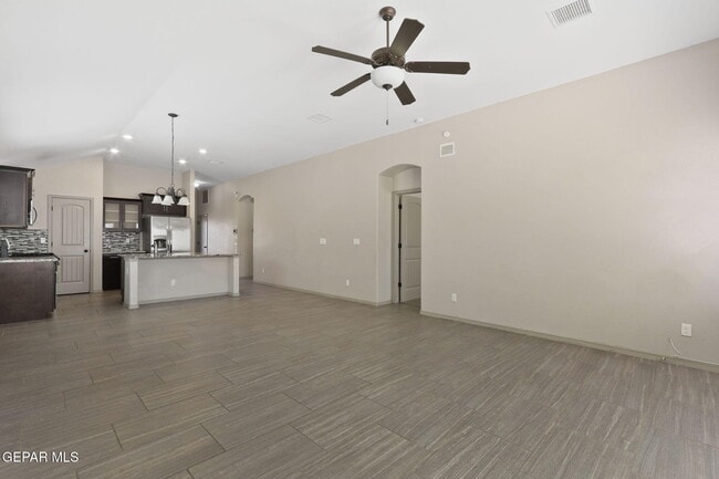 Building Photo - 14916 Tierra Coruna Ave