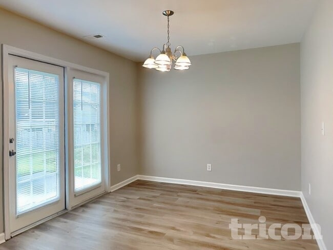 Building Photo - 5820 Bryanstone Pl