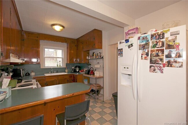 Foto del edificio - 192 Hale Rd