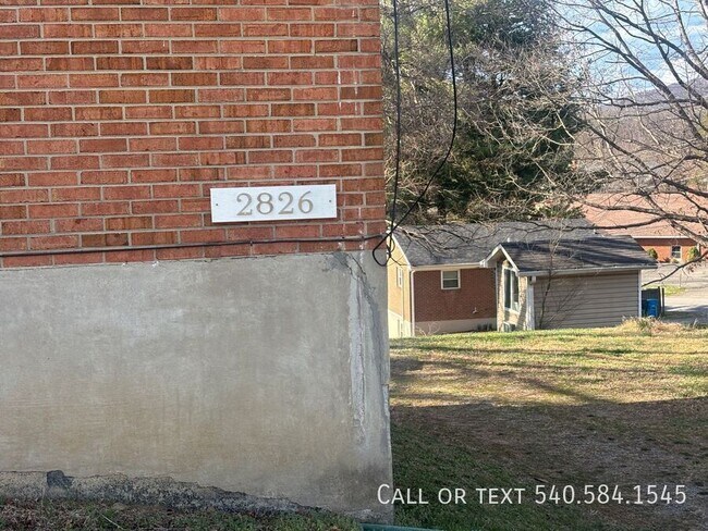 Foto del edificio - 2826 Idlewild Blvd NE