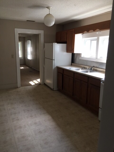 Building Photo - 709 E Liberty St