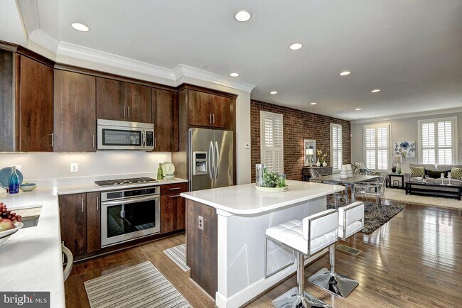 Foto del edificio - 807 Parker Gray School Way