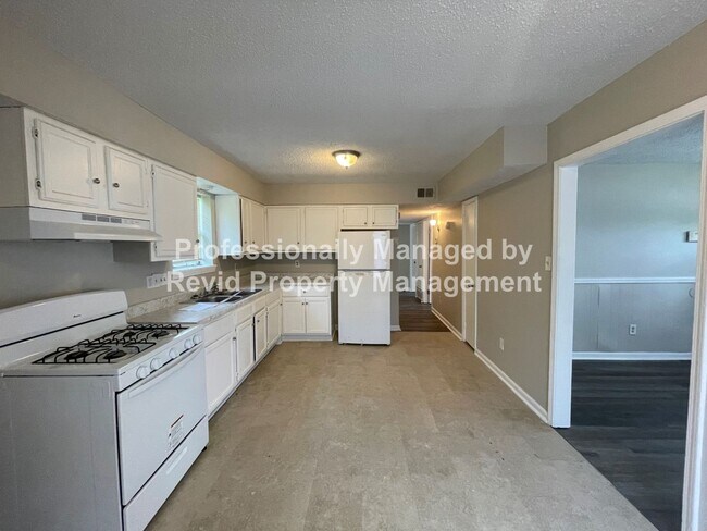 Foto del edificio - Charming 3 Bedroom Home!