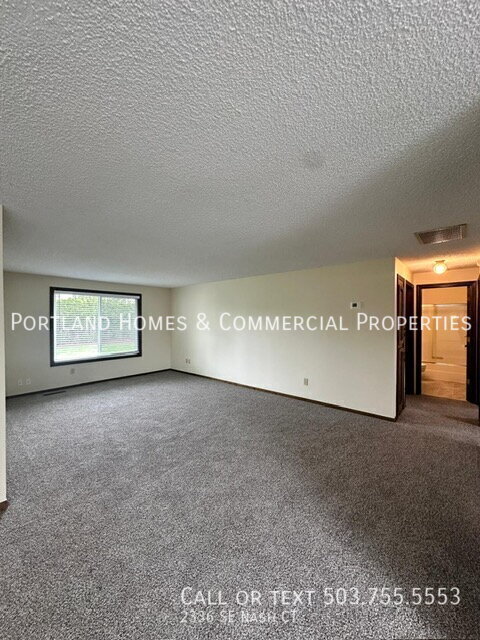 Building Photo - 2336 SE Nash Ct
