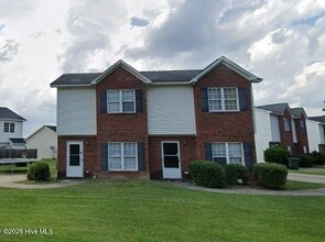 Building Photo - 2907 Eastridge Ct