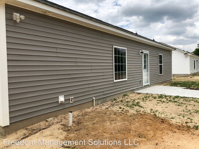 Building Photo - 3 br, 2 bath House - 251 Ash Street