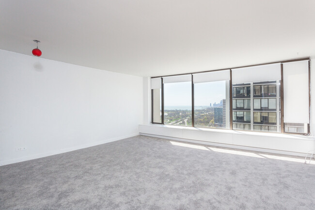 Foto del edificio - 5455 N Sheridan Rd