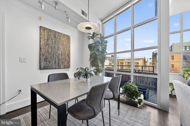 Foto del edificio - 2100 11th St NW