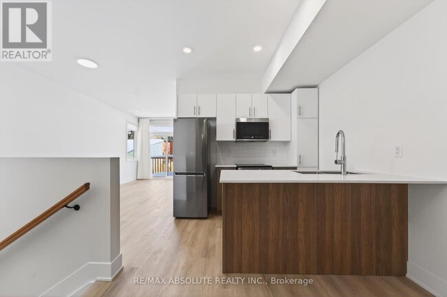 Building Photo - 183 Columbus Ave