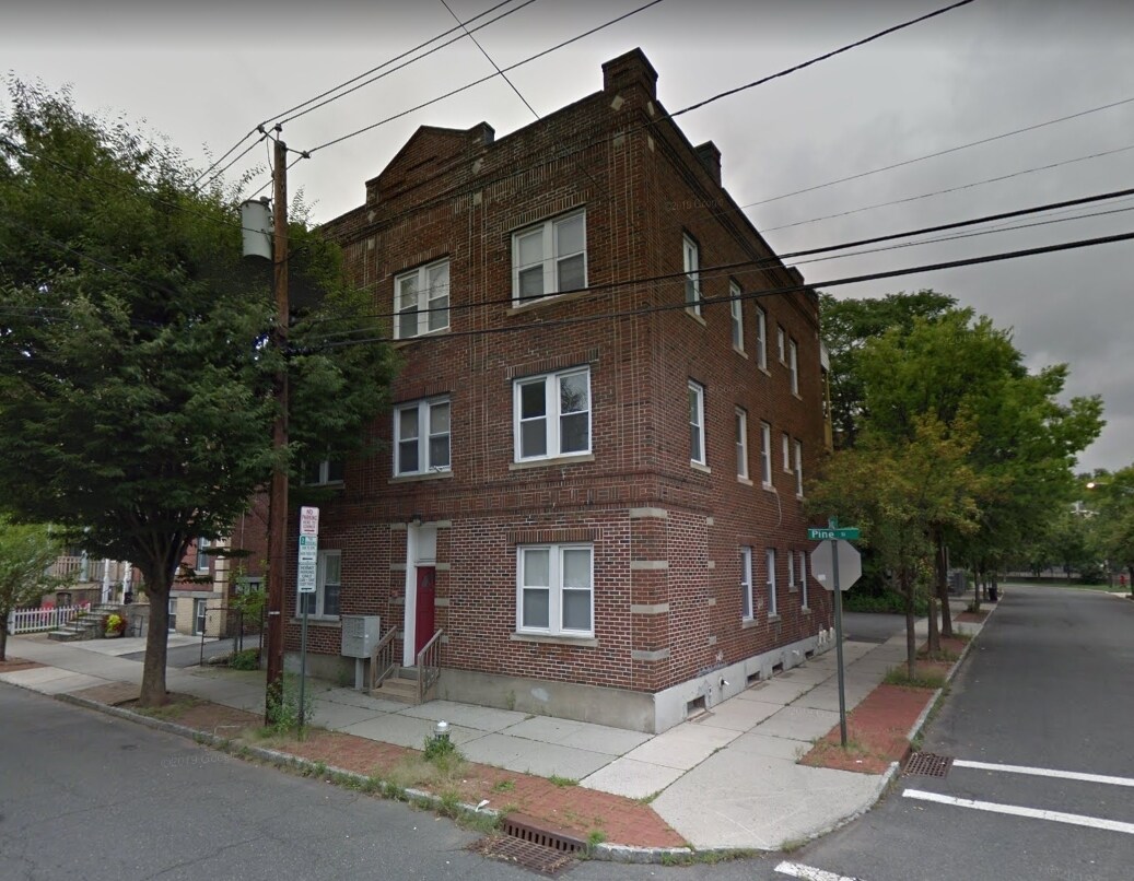 87 Pine St, Montclair, NJ 07042 Apartments in Montclair, NJ