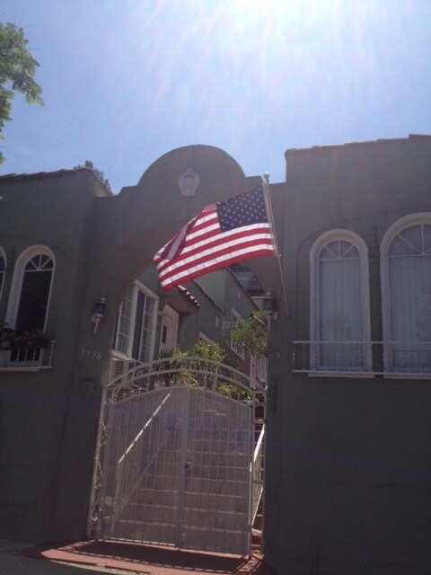 Building Photo - 1536 Silver Lake Blvd