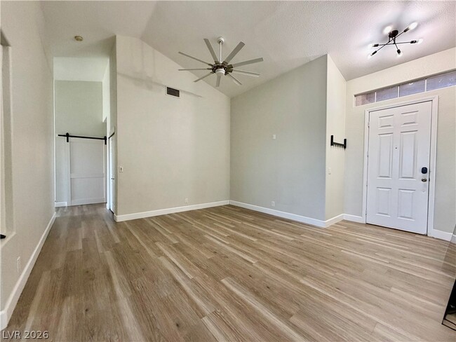 Building Photo - 5524 Flora Spray St