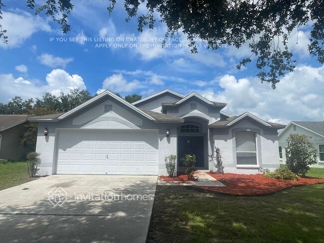 Building Photo - 10109 Deepbrook Dr