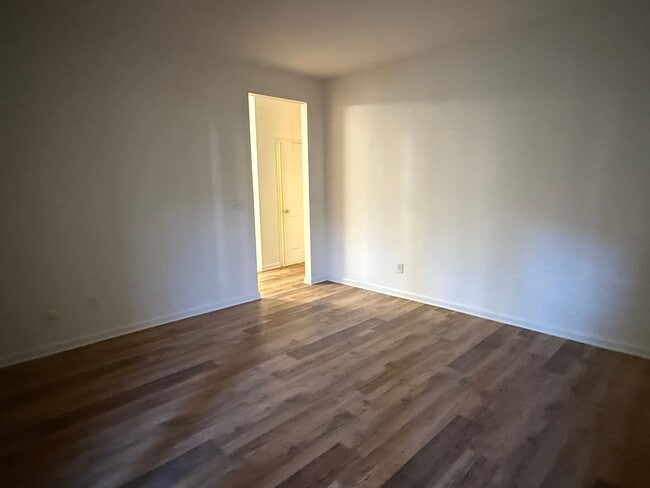 Building Photo - 7041 Somerset Springs Dr