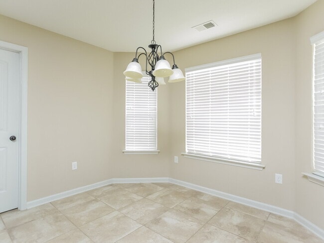 Foto del edificio - 10829 Paul Coleman Dr