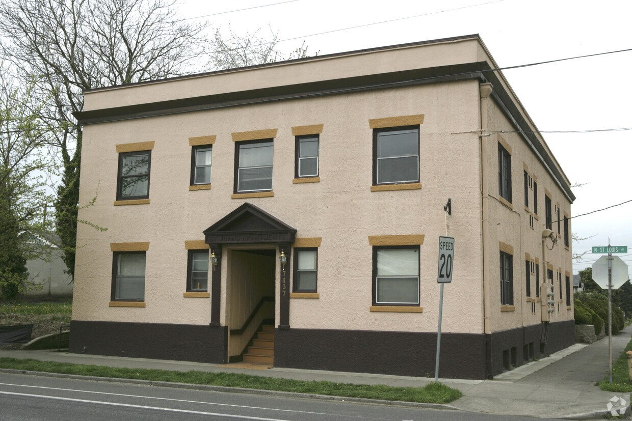 Building Photo - St Johns Apartments