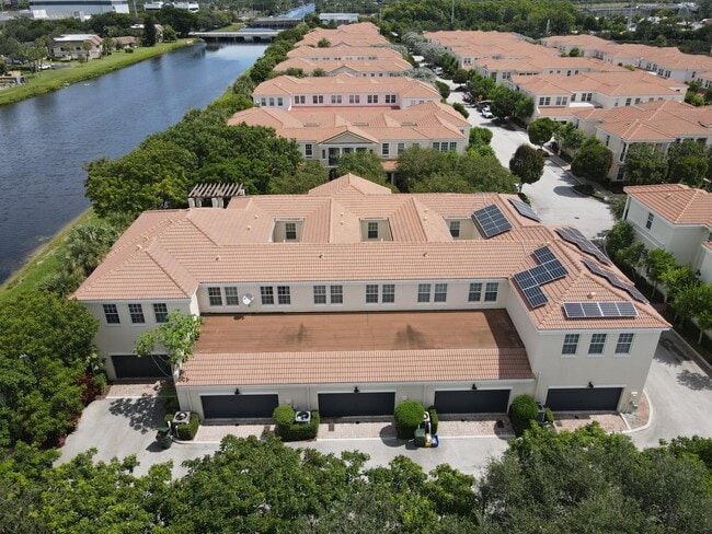 Building Photo - 8336 NW 9th Ave