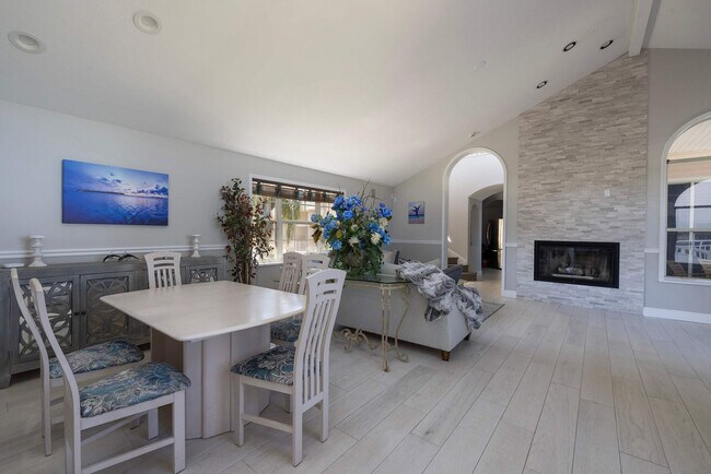 Building Photo - 763 Jacqueline Ln