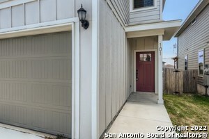 Building Photo - 2218 Sandlewood Cv